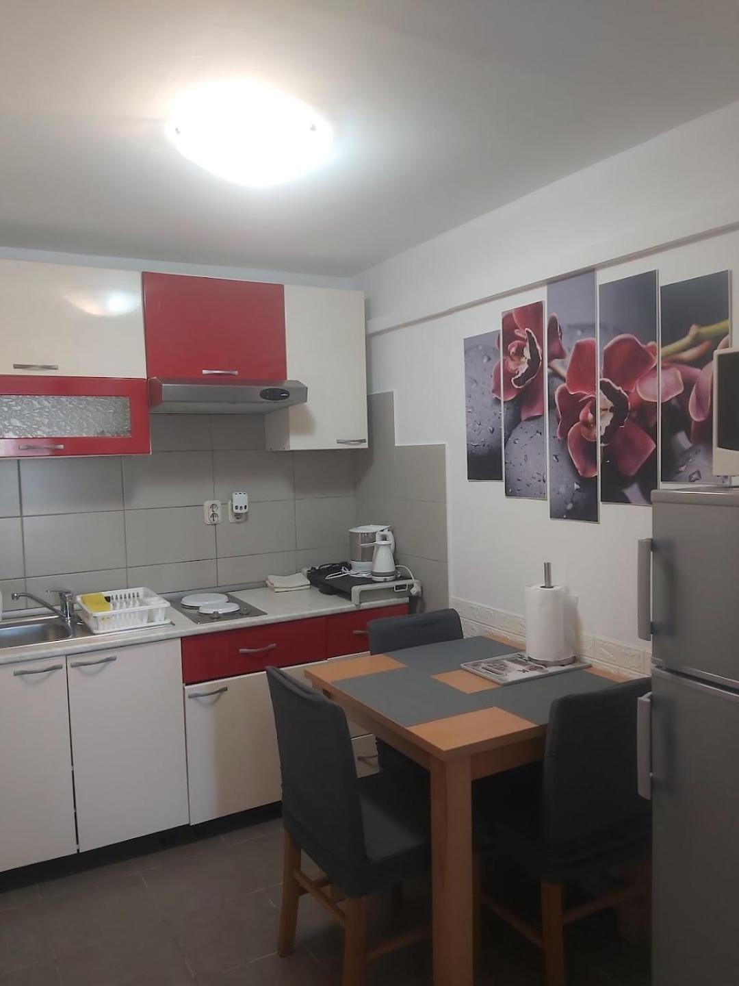 Apartmani I Sobe Mara New Translation Exteriér fotografie