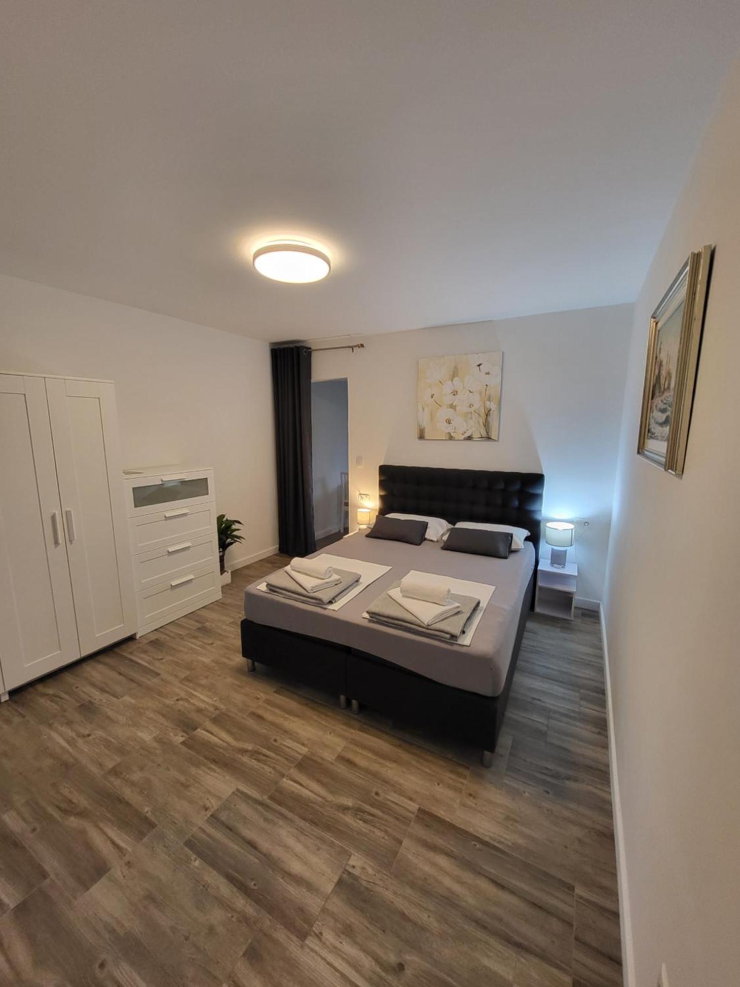 Apartmani I Sobe Mara New Translation Exteriér fotografie