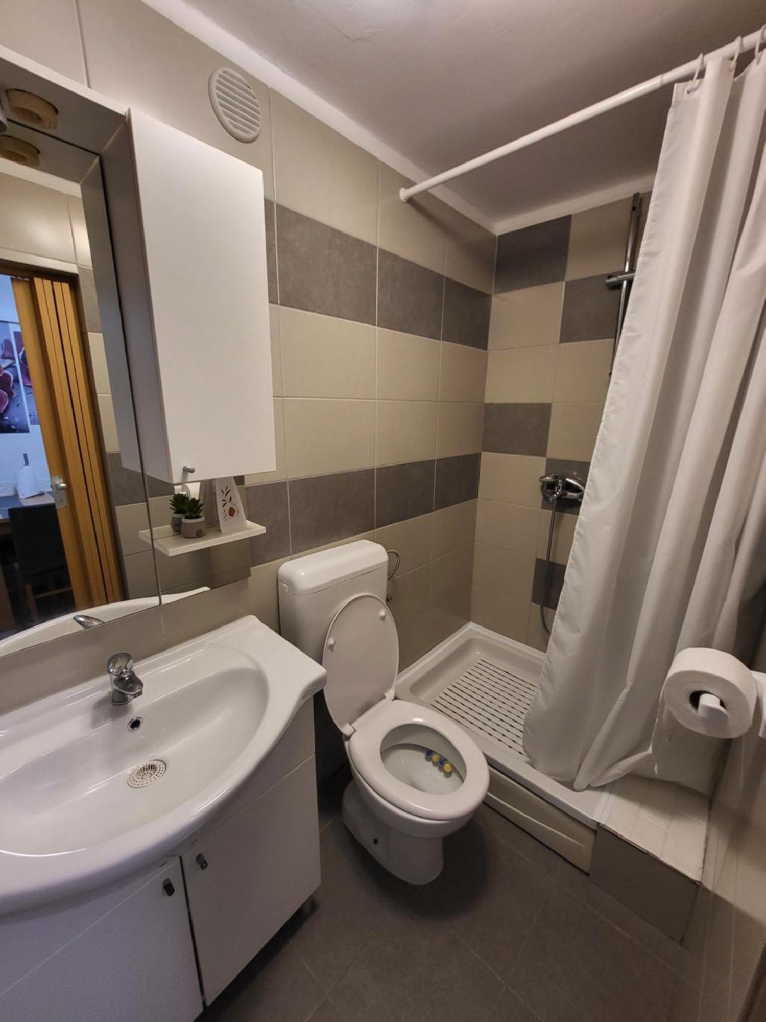 Apartmani I Sobe Mara New Translation Exteriér fotografie